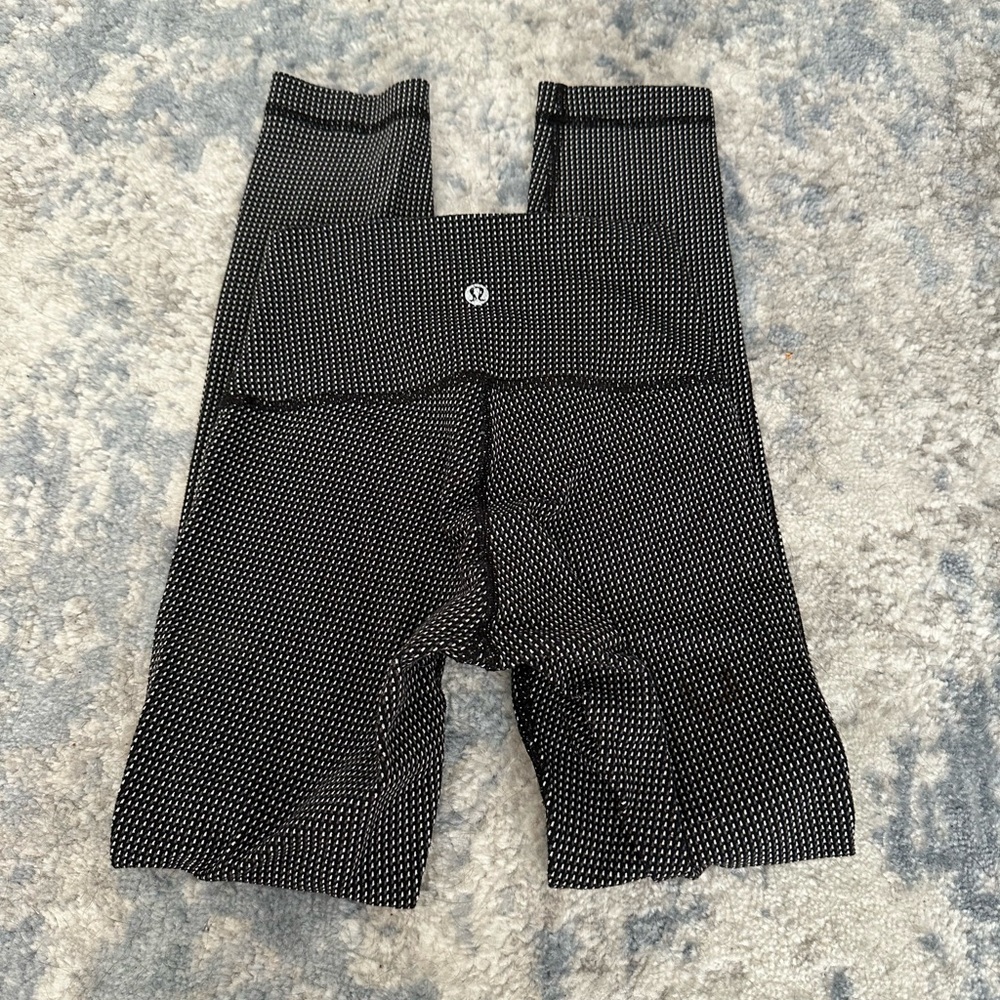 Lululemon grey spotted leggings